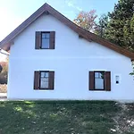 Villa Pirk Vendeghaz *