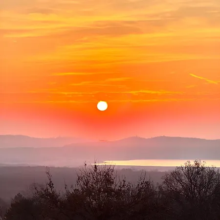 Pirk Vendeghaz Вилла *