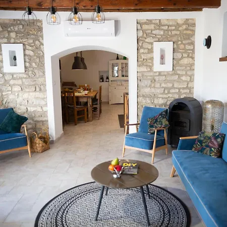 Pirk Villa *