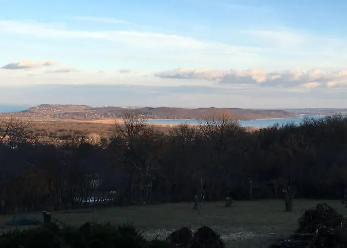 ヴィラ Pirk Vendeghaz Vászoly