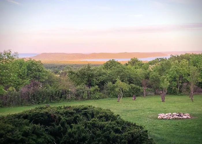 Pirk Vendeghaz Vászoly